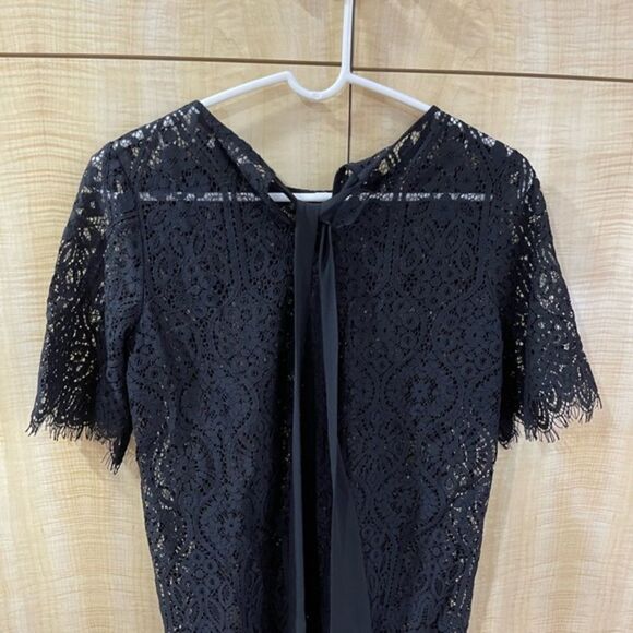 LOFT Black Lace Short Sleeve Top with Bow in Back - Picture 5 of 6